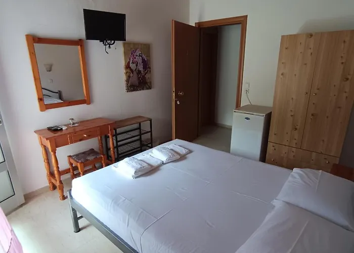 Oda ve Kahvaltı Soti's 3*